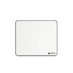 لوحة ماوس Glorious باللون الأبيض